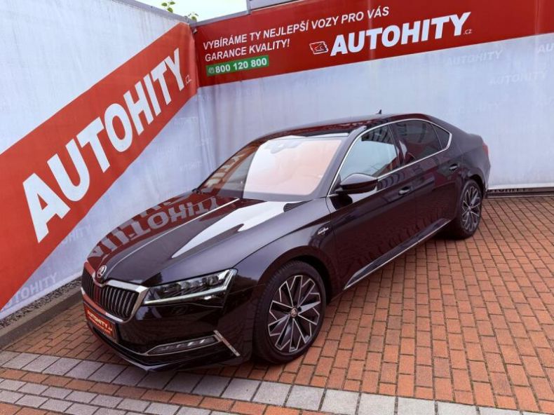 Škoda Superb - hlavní foto