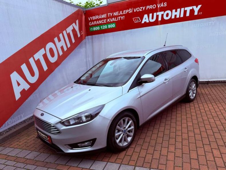 Ford Focus - hlavní fotka