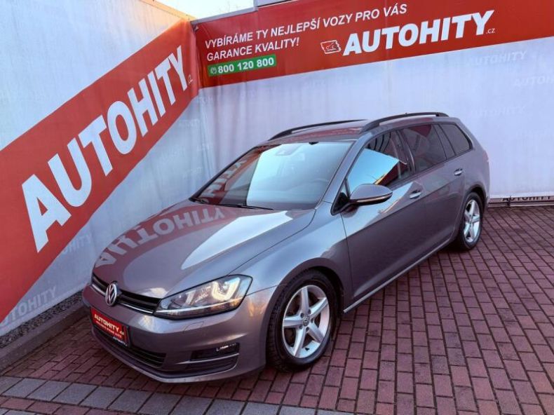 Volkswagen Golf - hlavní foto