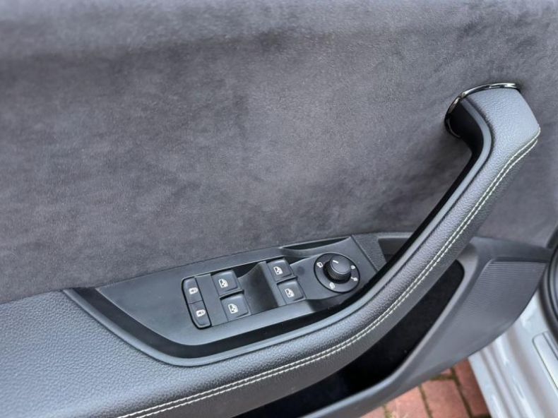 Škoda Superb - hlavní fotka