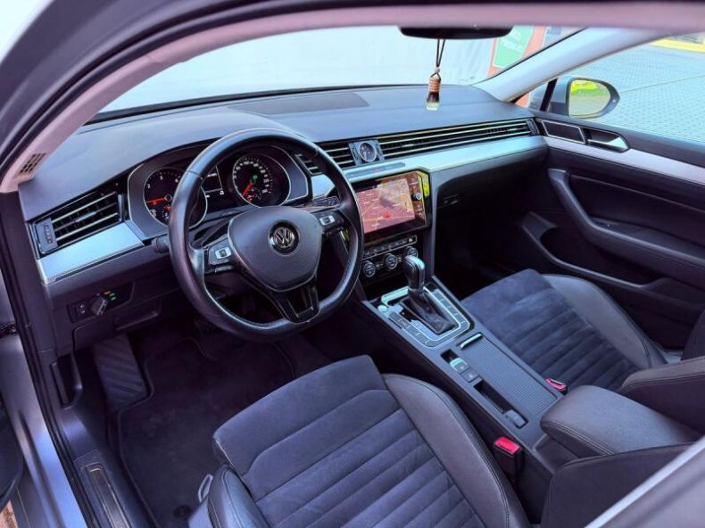 Volkswagen Passat - hlavní fotka