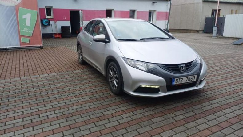 Honda Civic - hlavní foto
