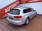 Volkswagen Passat - fotka číslo 5