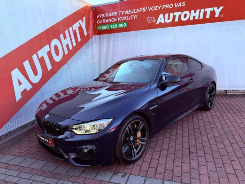 BMW M4 - hlavní fotka