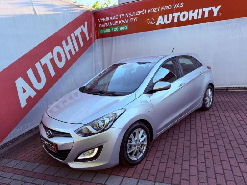 Hyundai i30 - hlavní foto