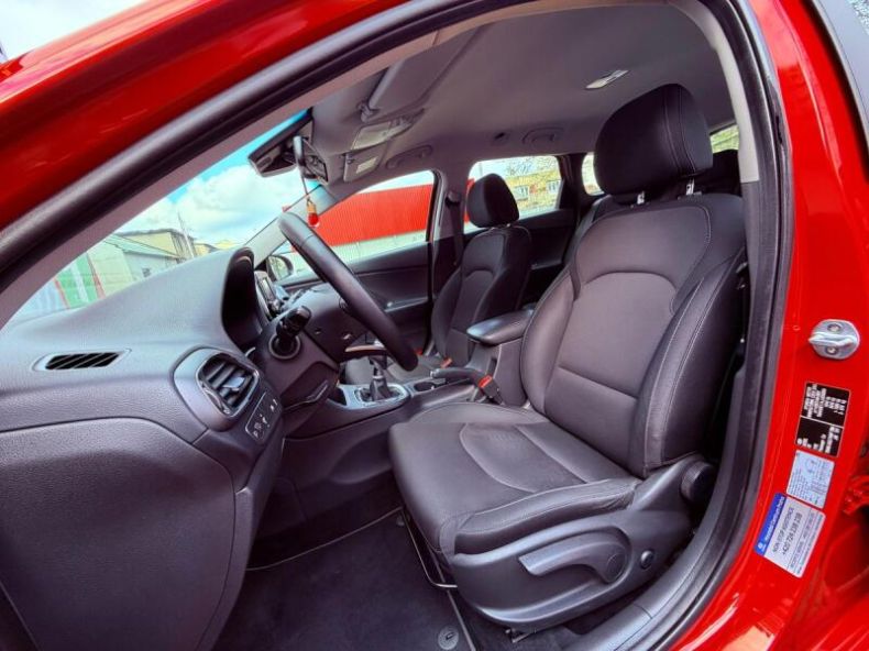 Hyundai i30 - hlavní fotka