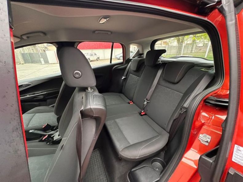 Ford B-MAX - hlavní fotka