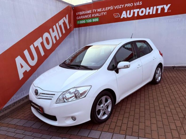 Toyota Auris - hlavní foto