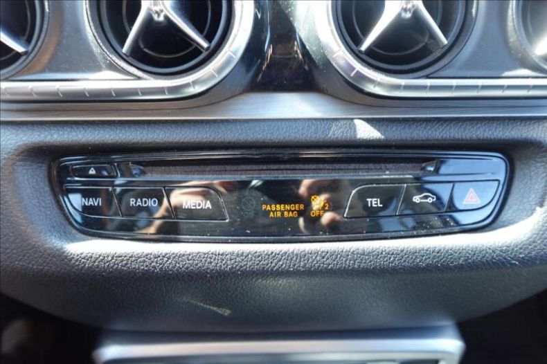 Mercedes Třída X - hlavní fotka