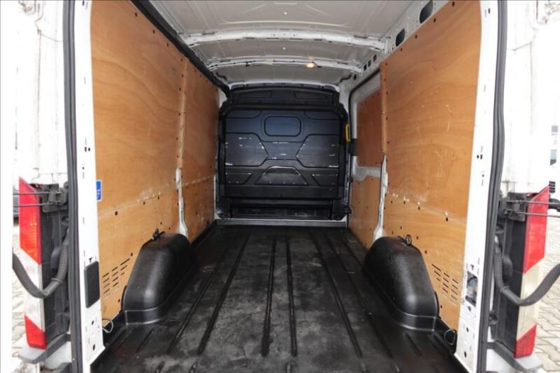Ford Transit - hlavní fotka