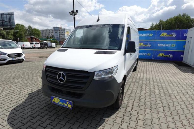 Mercedes Sprinter - hlavní foto