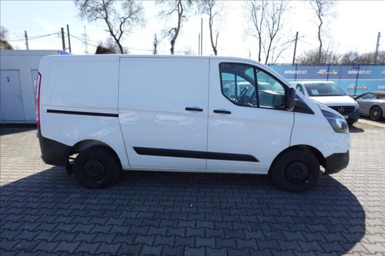 Ford Transit - hlavní fotka