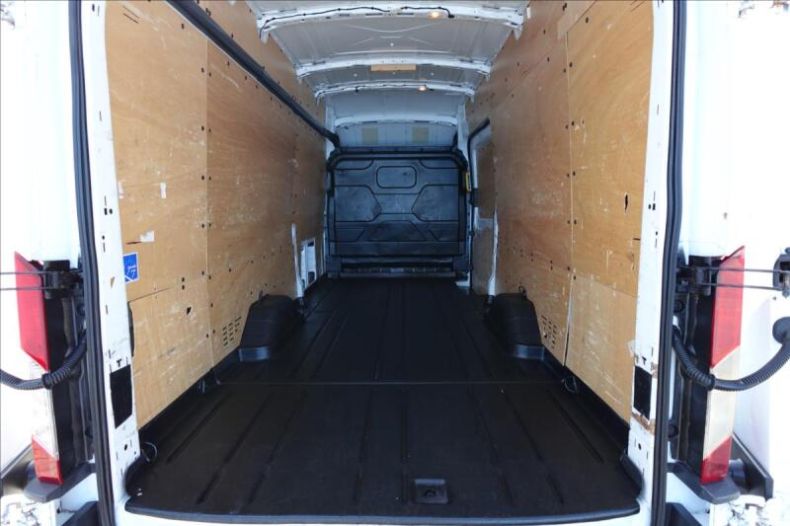 Ford Transit - hlavní fotka