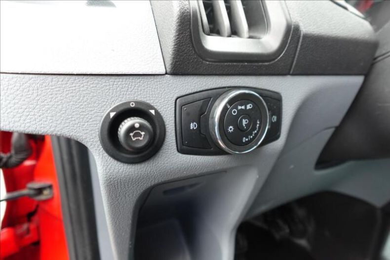 Ford Transit - hlavní fotka