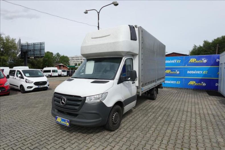 Mercedes Sprinter - hlavní foto