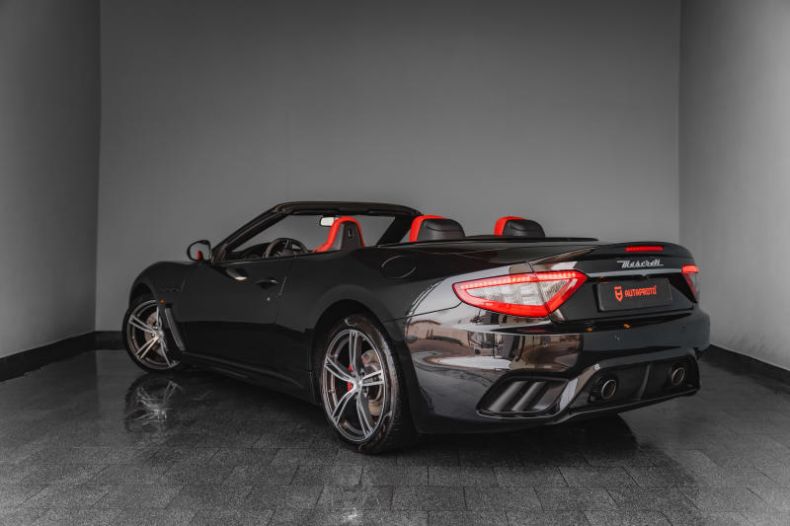 Maserati GranCabrio - hlavní fotka