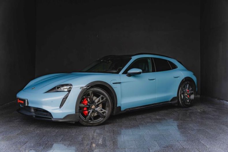 Porsche Taycan - hlavní foto