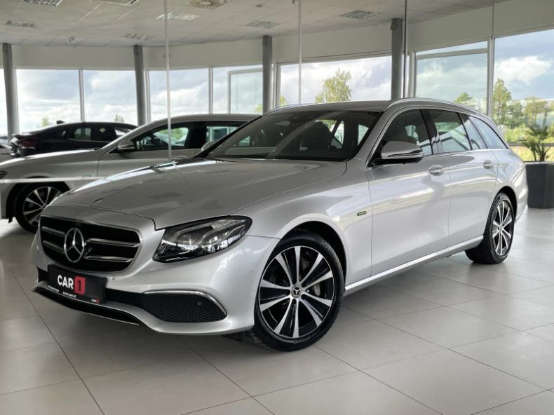 Mercedes Třída E - hlavní foto