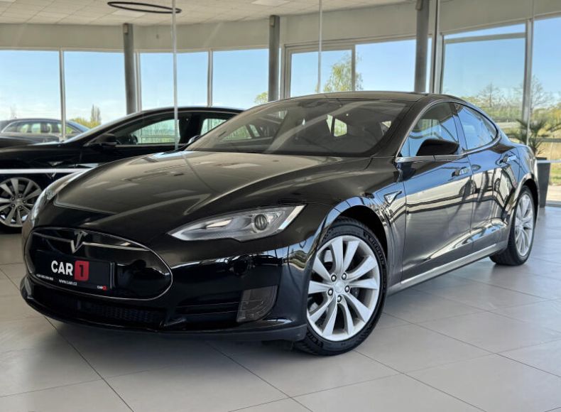 Tesla S-type - hlavní fotka inzerátu