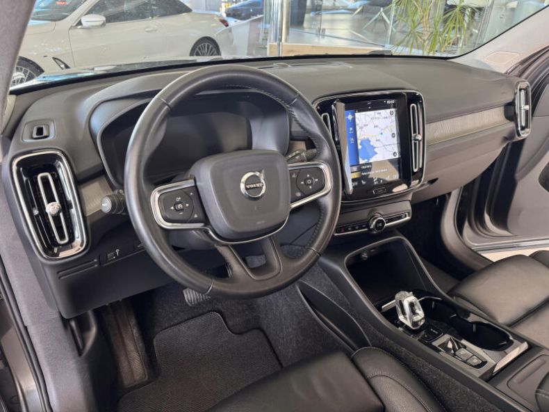 Volvo XC40 - hlavní fotka