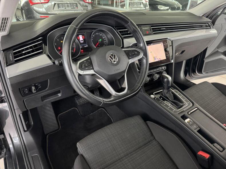 Volkswagen Passat - hlavní fotka