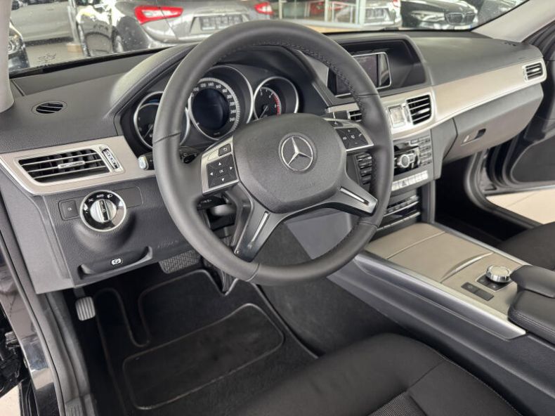 Mercedes Třída E - hlavní fotka