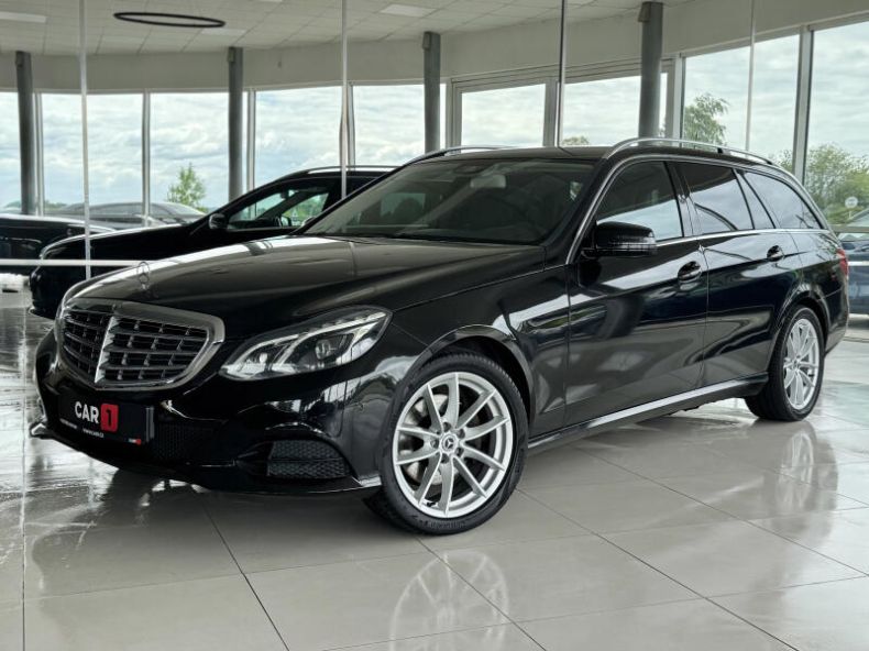 Mercedes Třída E - hlavní foto