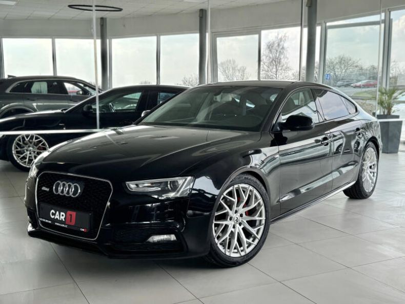 Audi A5 - hlavní foto