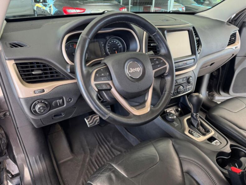 Jeep Cherokee - hlavní foto