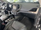Jeep Cherokee - fotka číslo 10