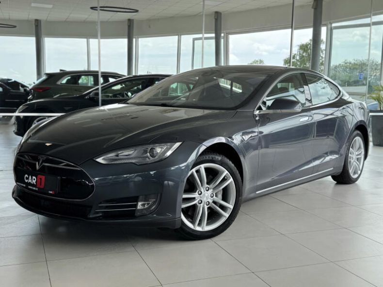 Tesla S-type - hlavní fotka inzerátu