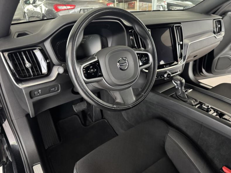 Volvo V60 - hlavní fotka