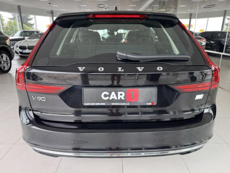 Volvo V90 - hlavní fotka