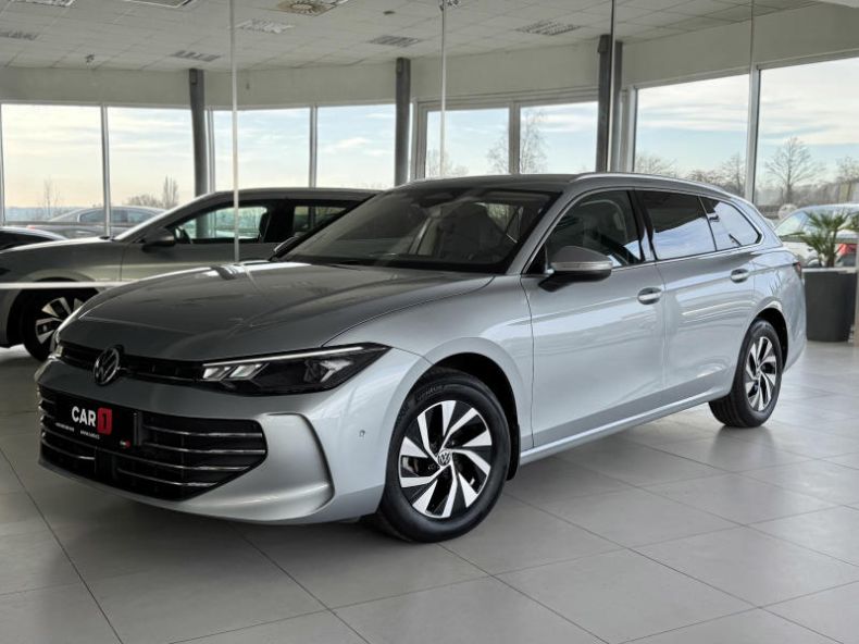 Volkswagen Passat - hlavní foto