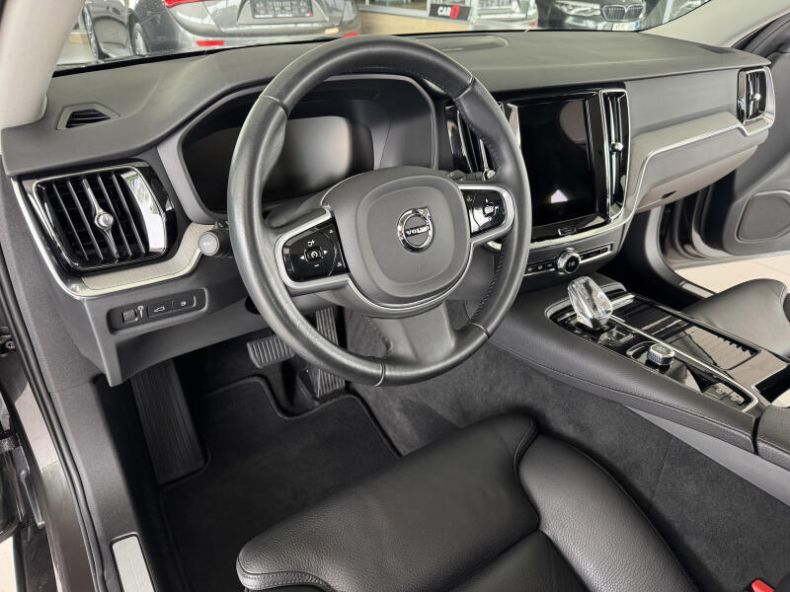 Volvo V60 - hlavní fotka