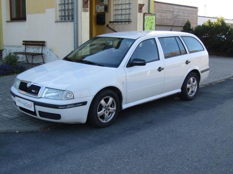 Škoda Octavia - hlavní fotka inzerátu