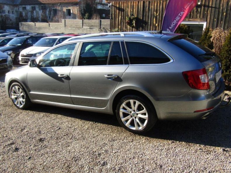 Škoda Superb - hlavní fotka