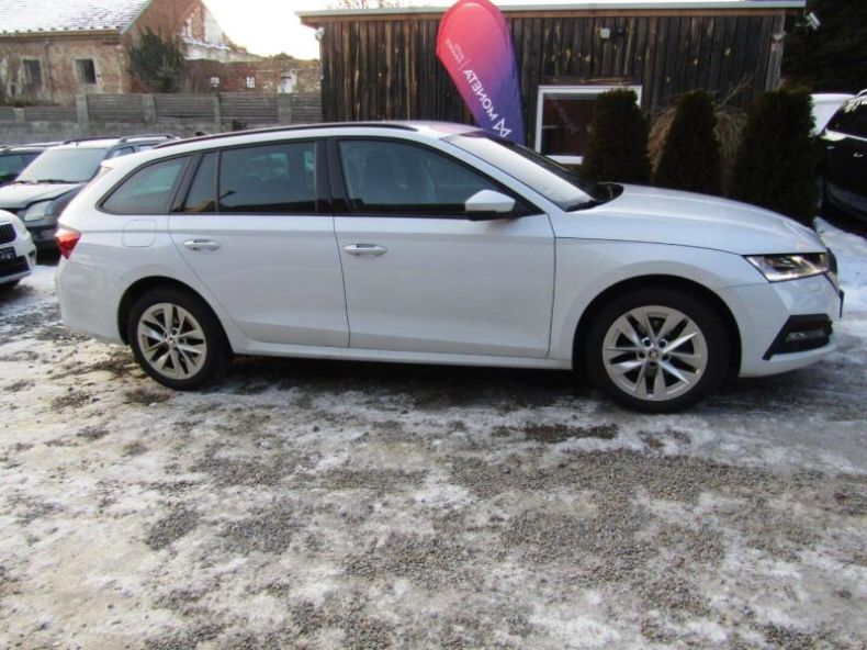Škoda Octavia - hlavní fotka