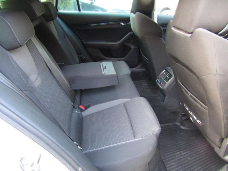 Škoda Octavia - hlavní fotka