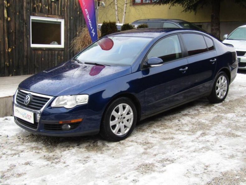 Volkswagen Passat - hlavní fotka inzerátu