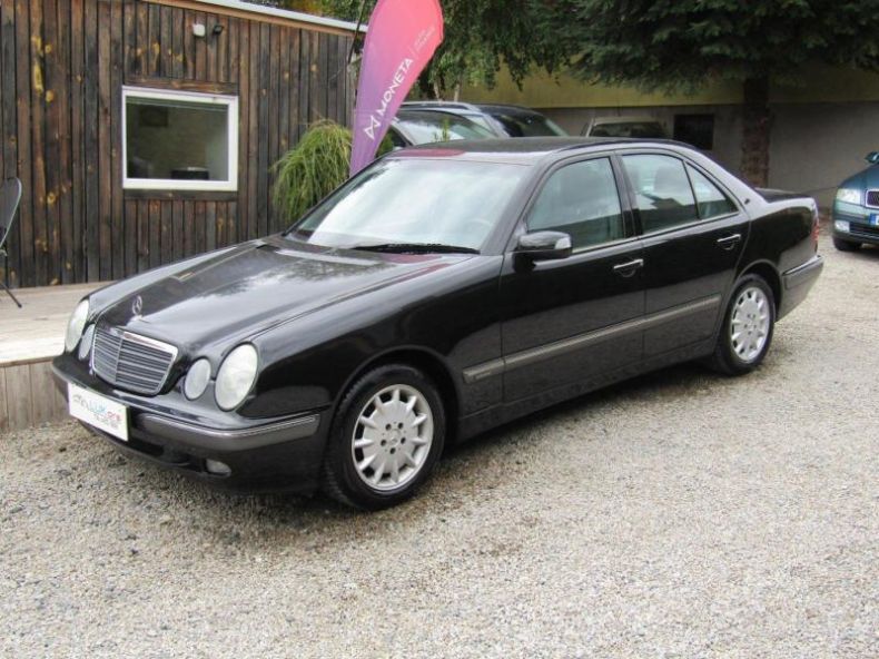 Mercedes Třída E - hlavní fotka inzerátu