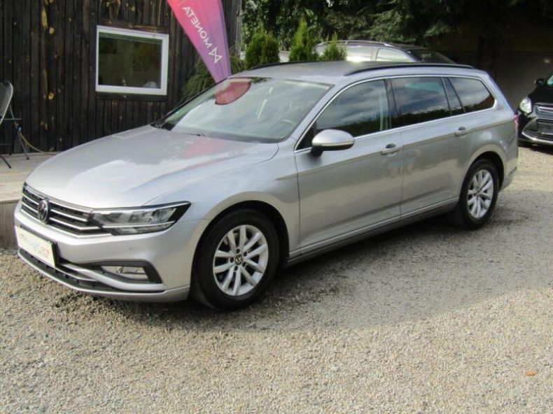 Volkswagen Passat - hlavní fotka inzerátu