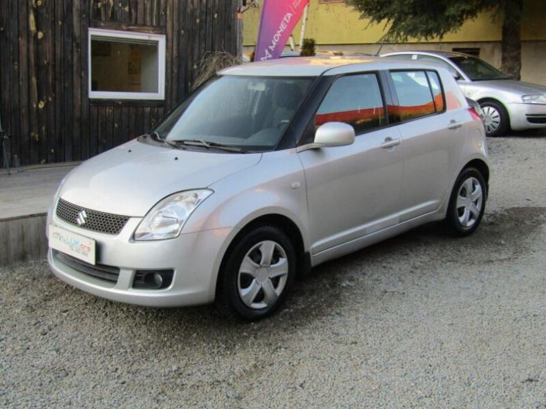 Suzuki Swift - hlavní foto