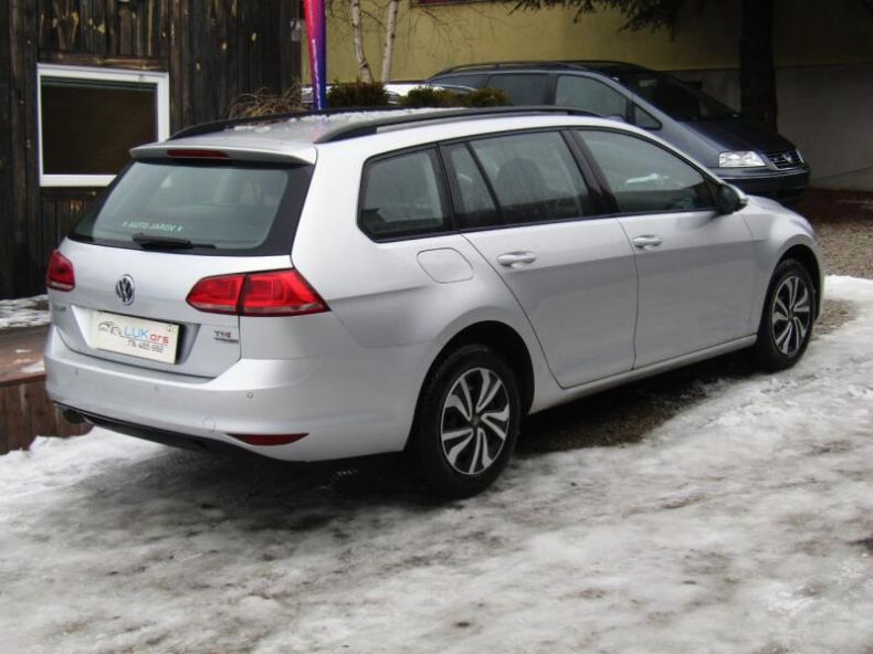 Volkswagen Golf - hlavní fotka