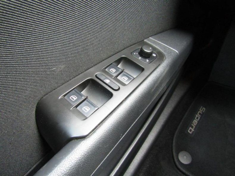 Škoda Superb - hlavní fotka