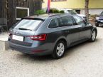 Škoda Superb - fotka číslo 10