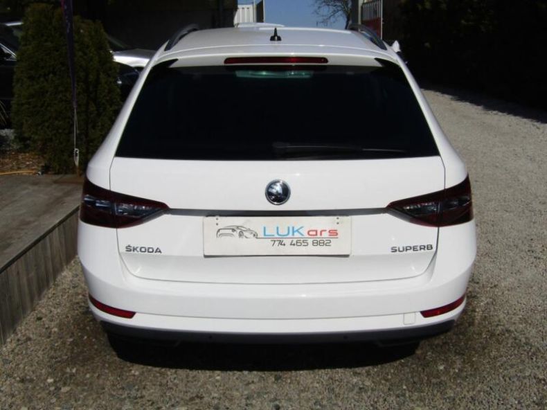 Škoda Superb - hlavní fotka