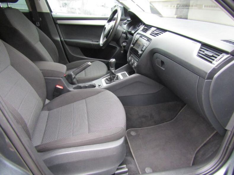 Škoda Octavia - hlavní fotka