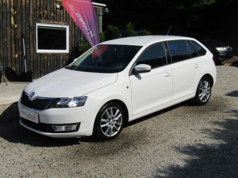 Škoda Rapid - hlavní foto