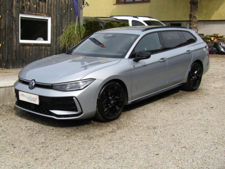 Volkswagen Passat - hlavní fotka inzerátu